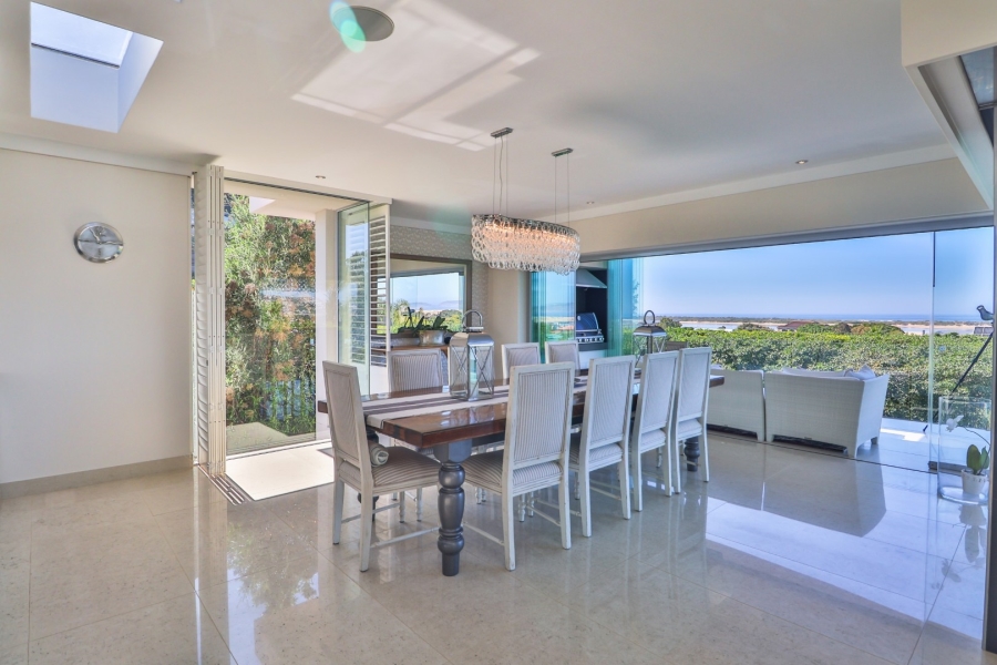 6 Bedroom Property for Sale in Keurbooms River Western Cape